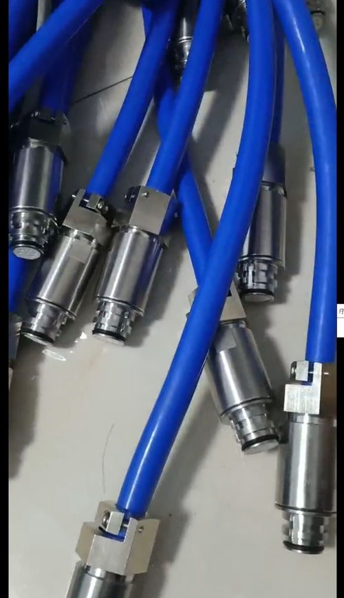 天联牌矿用屏蔽拉力电缆 mhybv 7 1 航空插头
